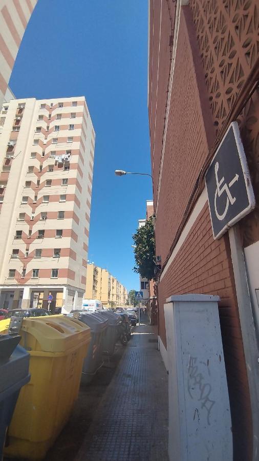 Estadio 3 Cádiz Exteriér fotografie